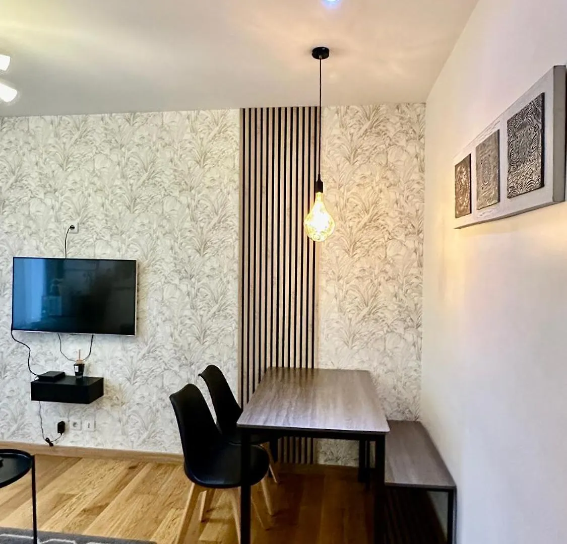 Amazing House Near To Saint Lazar And Lafayette! Apartment Paris