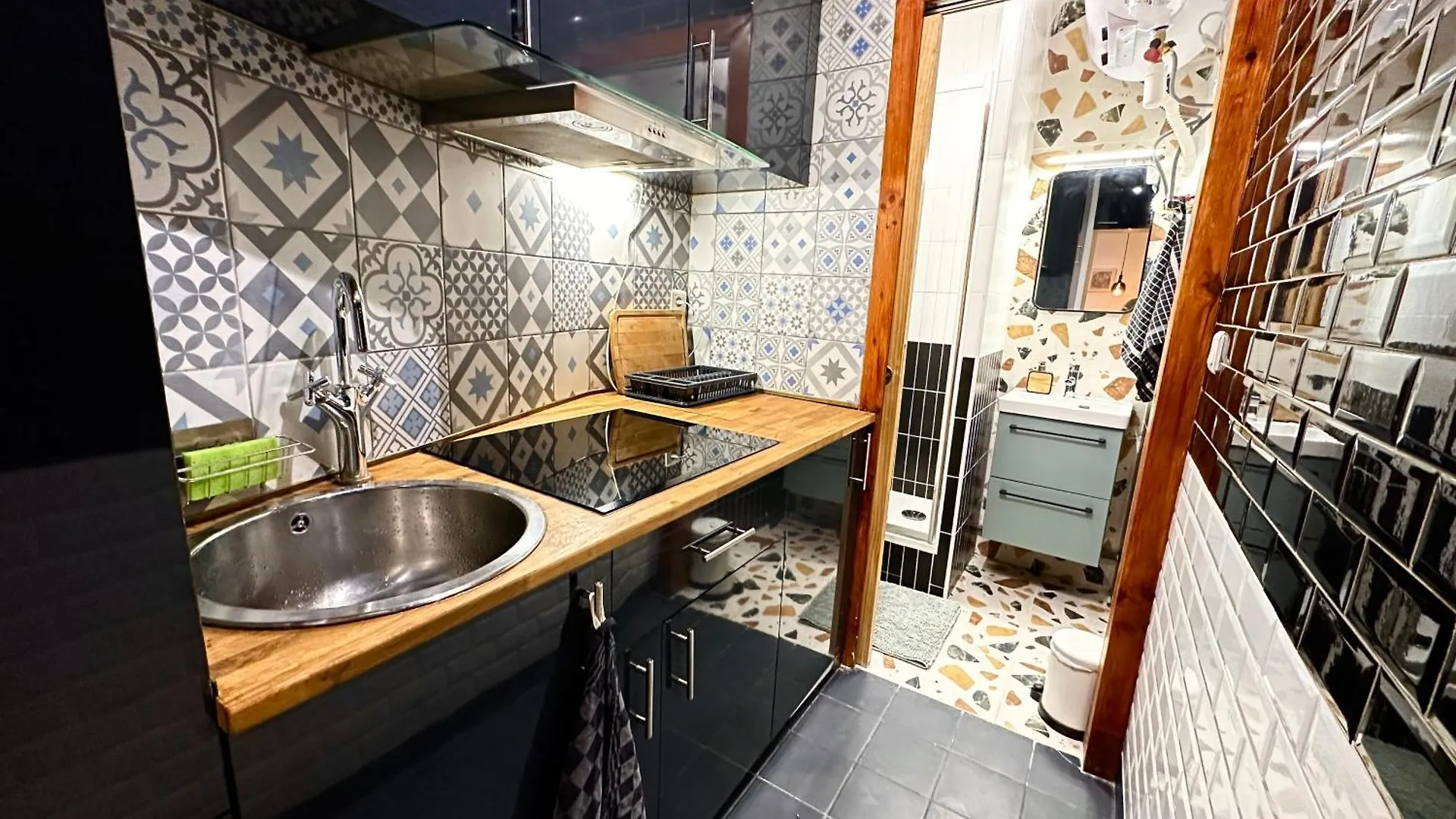 Amazing House Near To Saint Lazar And Lafayette! Apartment Paris France